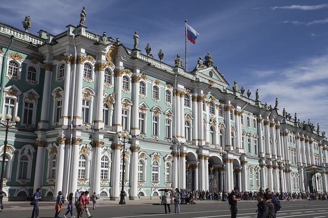 Старинные лифты Петербурга