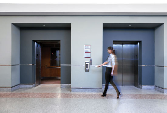 Надежность и безопасность современных лифтов